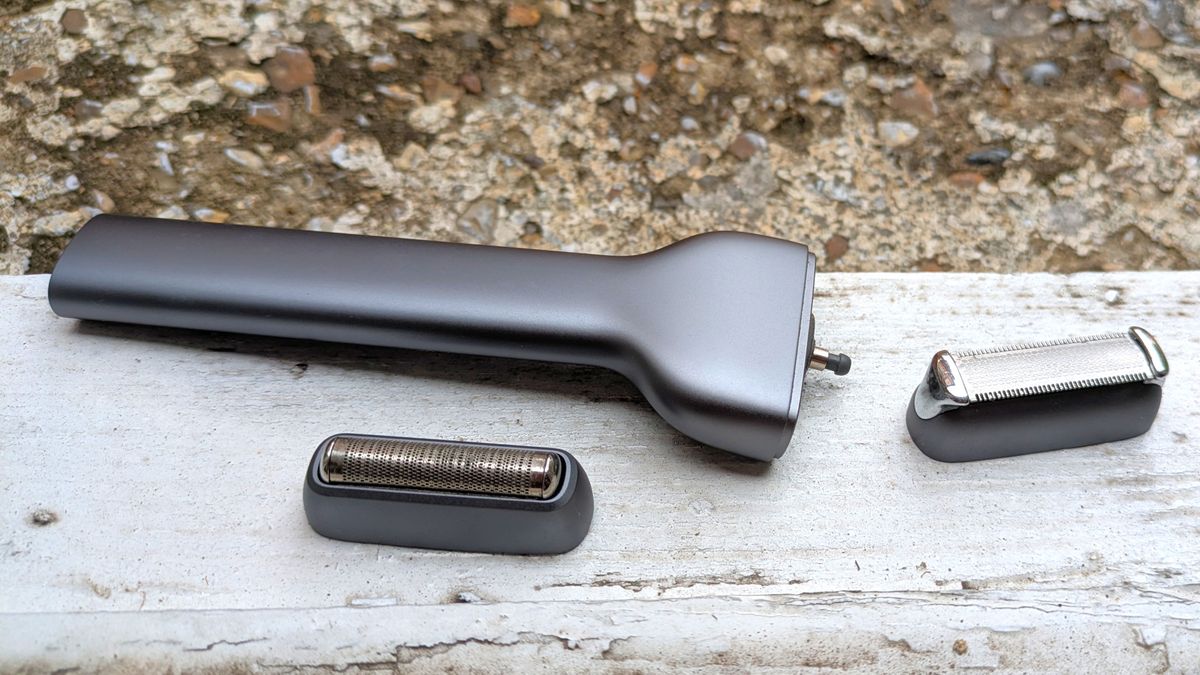 Laifen T1 shaver with foil detached