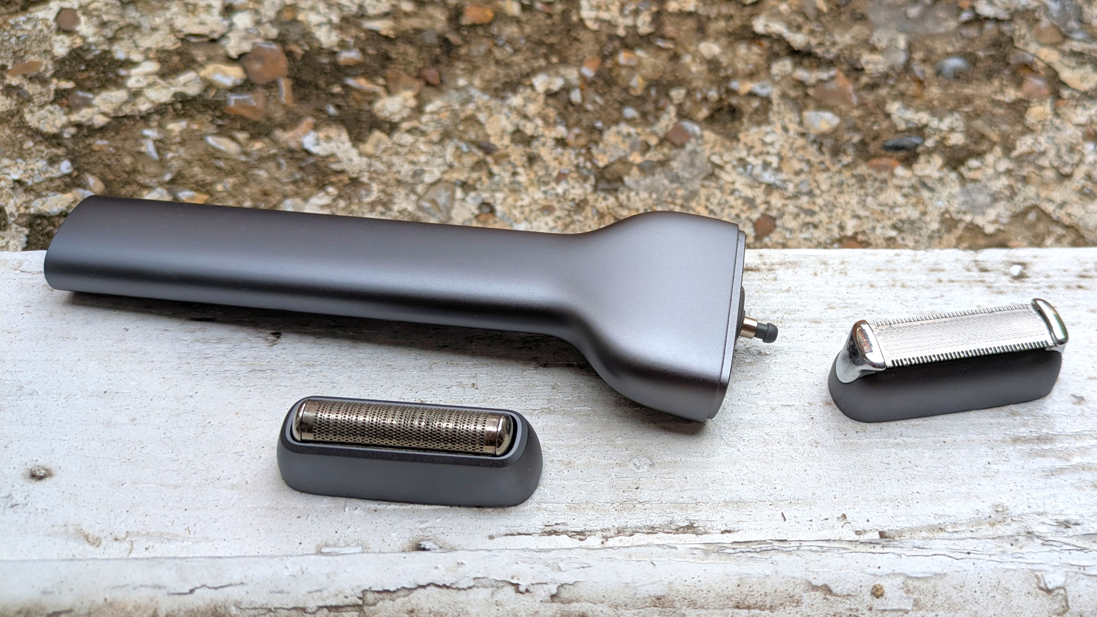 Laifen T1 shaver with foil detached