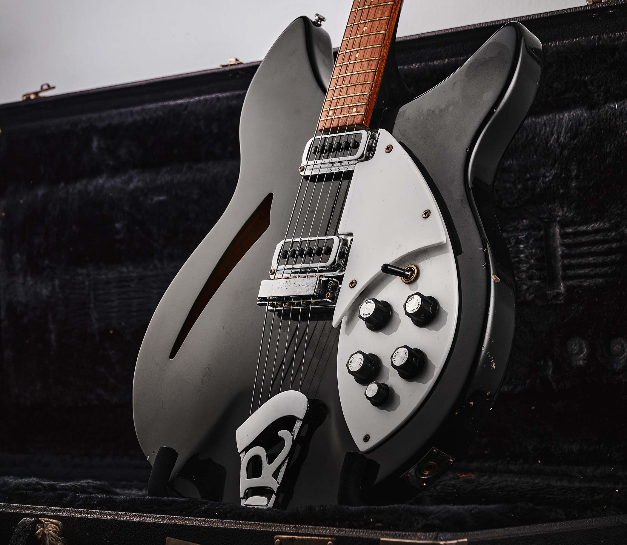 Johnny Marr's Rickenbacker Model 330