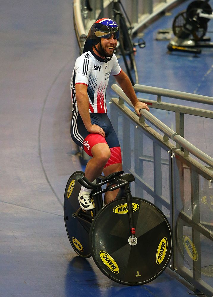 Mark Cavendish on the rail