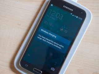 Samsung Galaxy S5 wireless charging
