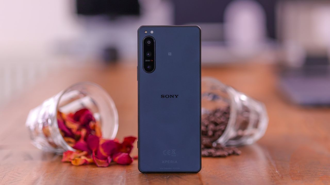 A photo of the Sony Xperia 5 IV