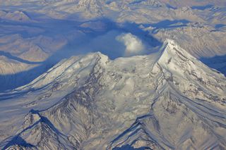 Alaska's Redoubt volcano erupts in 2009