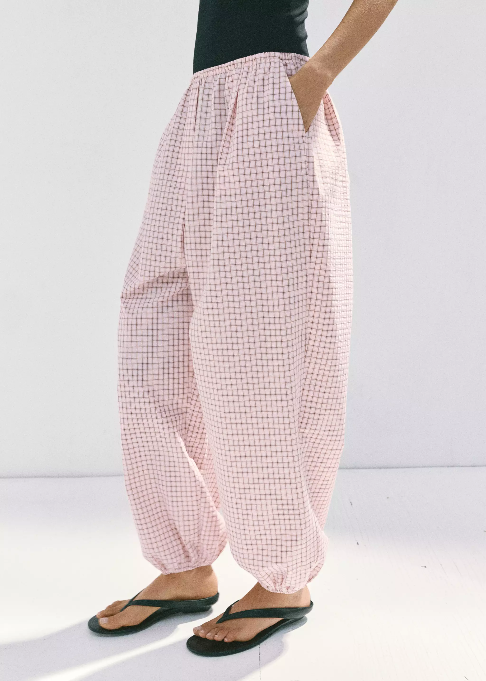 Checked Plaid Baggy Trousers - Women | Mango United Kingdom