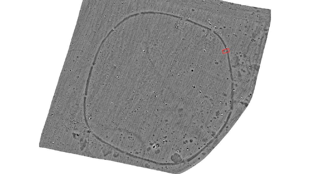 a ground penetrating radar image of a circular ditch