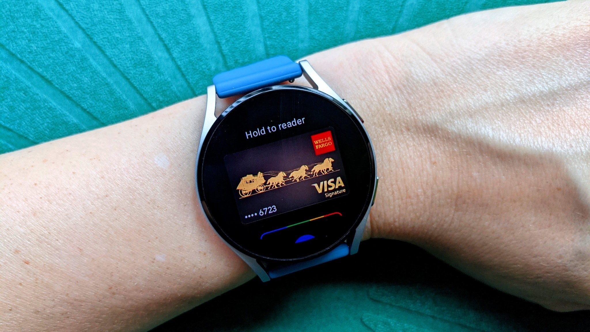 Close do Galaxy Watch 4 do Google Pay