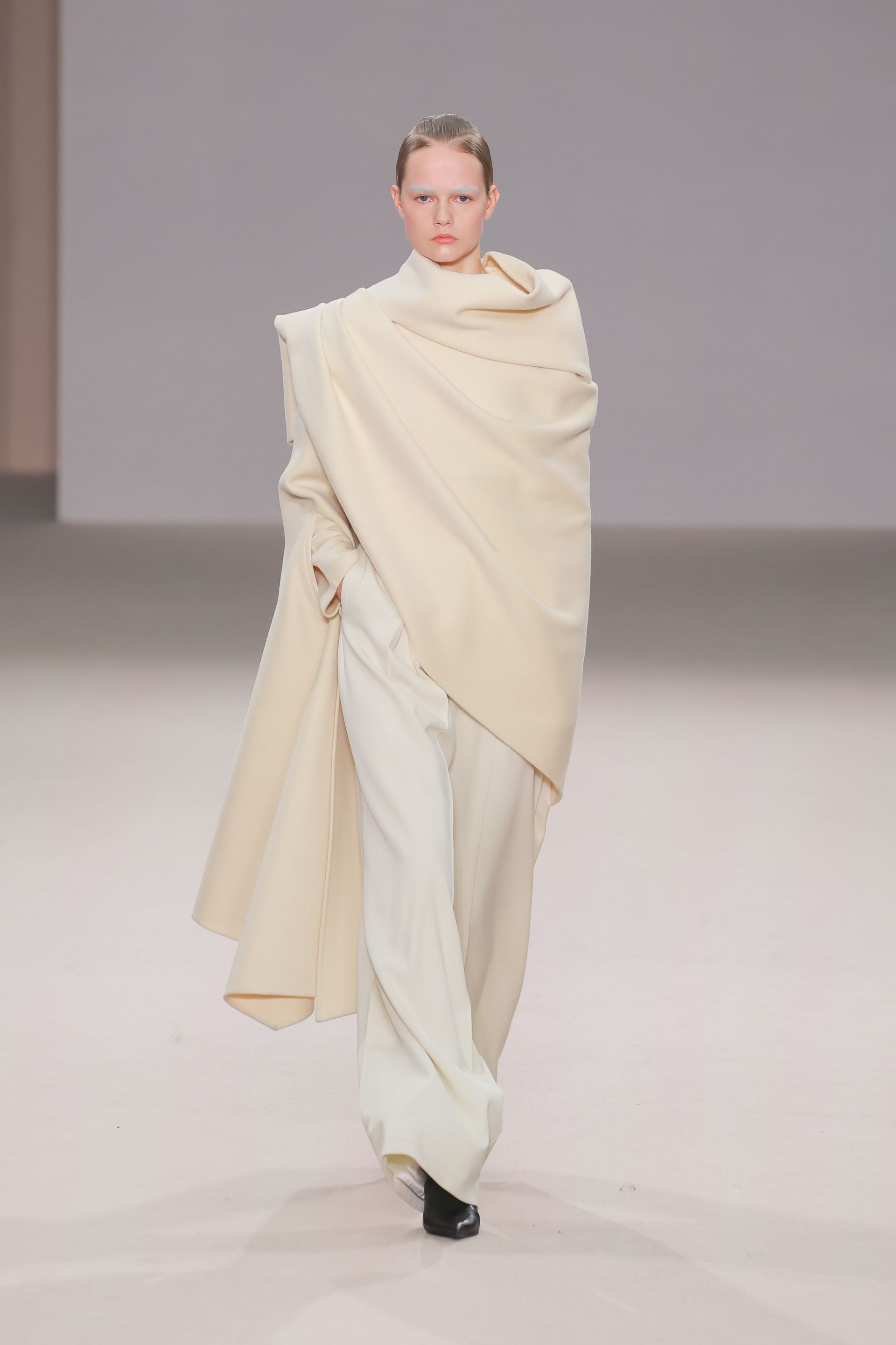 milan fashion week runway