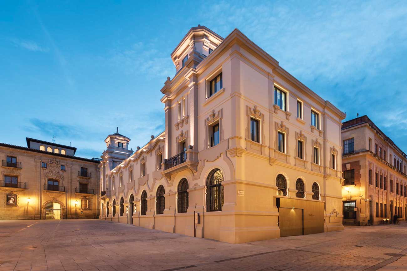 DES284.best_hotels.a_urea_palacio_de_correos_035_credit_ramo_n_vaamonde.jpg