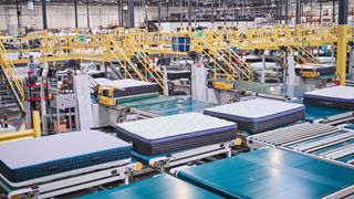 Laminating and assembling process of a mattress in the 3z factory