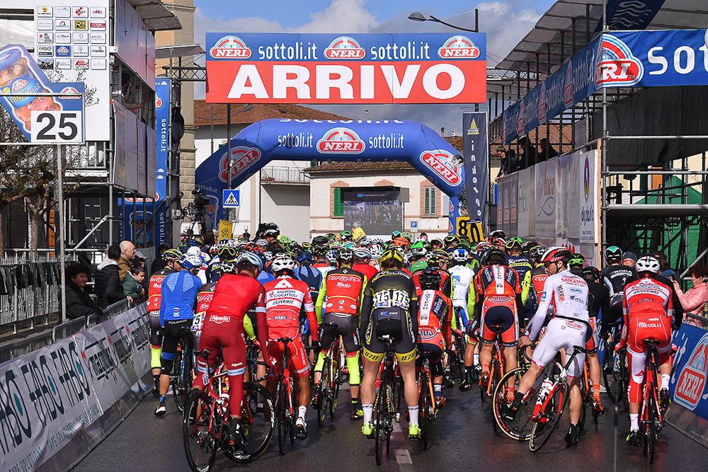 The start/finish at GP Industria &amp; Artigianato