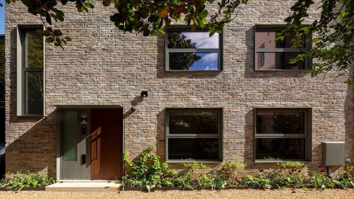 Maison de ville centenaire transformée en maison écologique frappante mais pleine de caractère