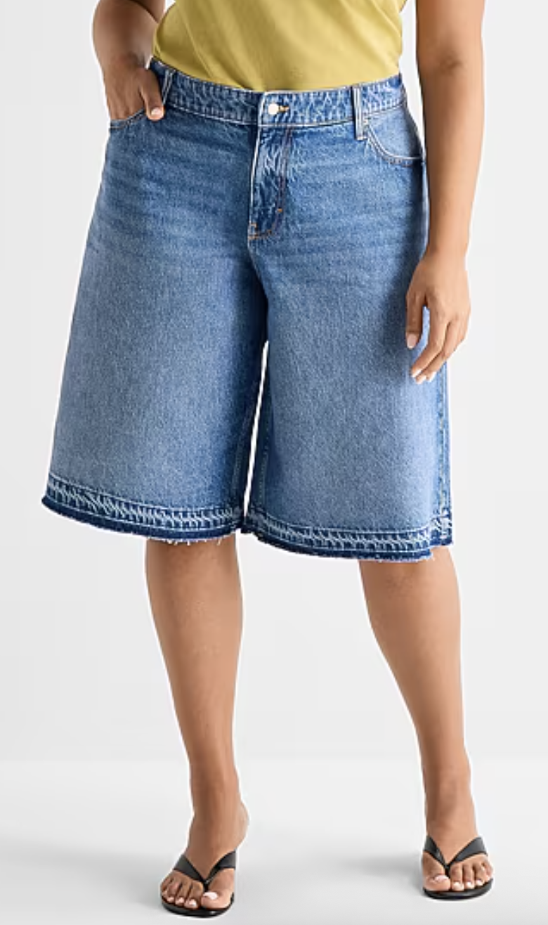 Ashley Graham, 14" Plus Denim Short