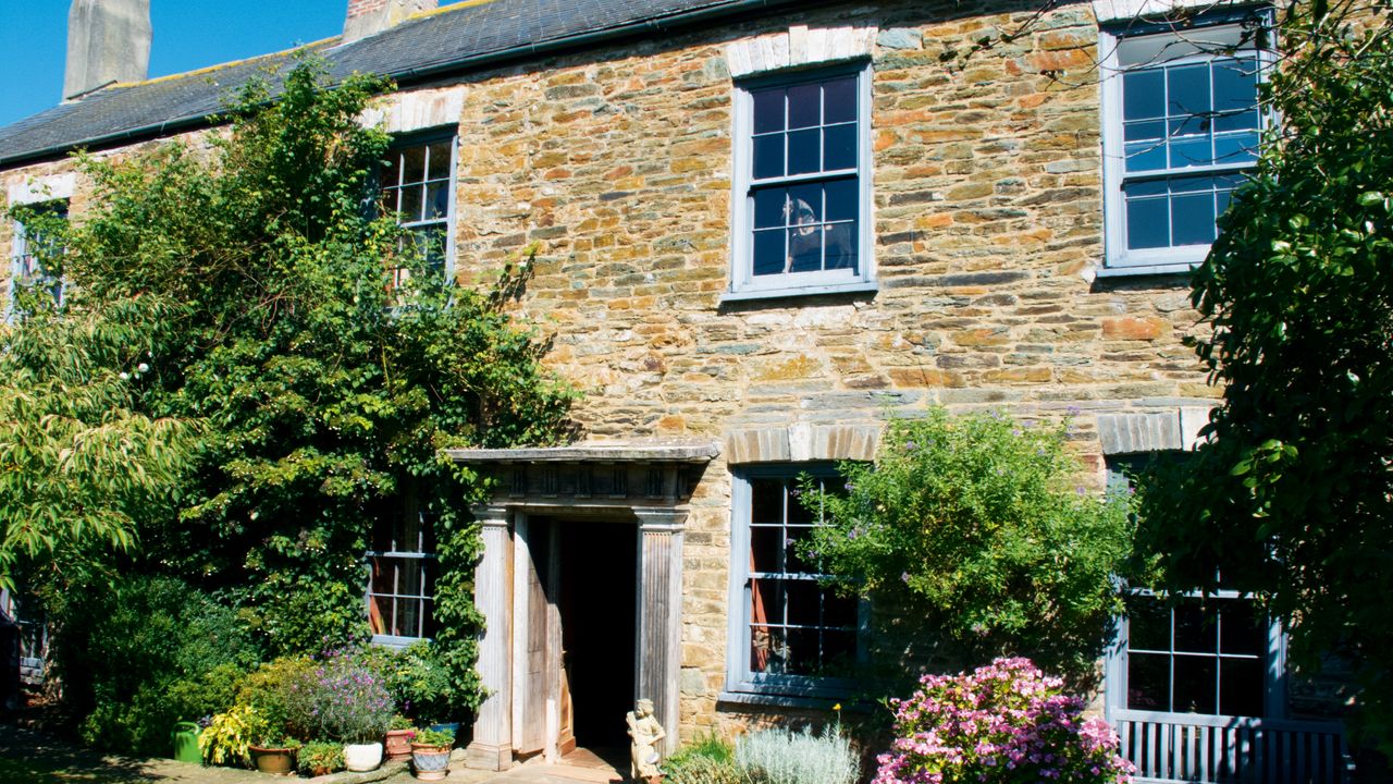 Stone farmhouse in Devon