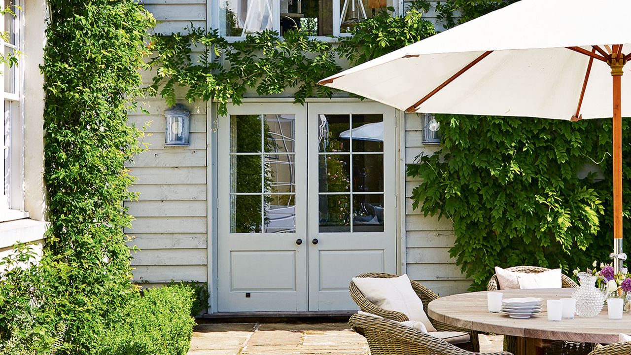 yard with outdoor seating