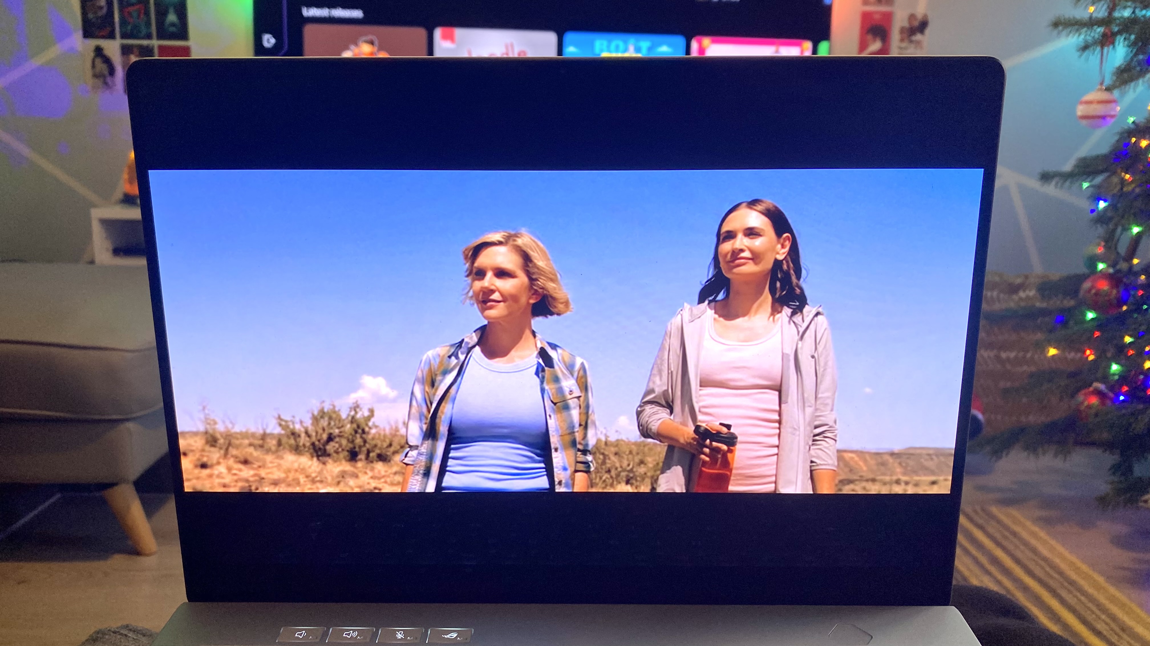 Pluribus playing on an Asus ROG Zephyrus G14 (2025).