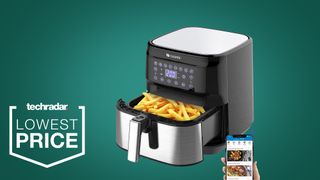 Proscenic T21 smart air fryer on a green background