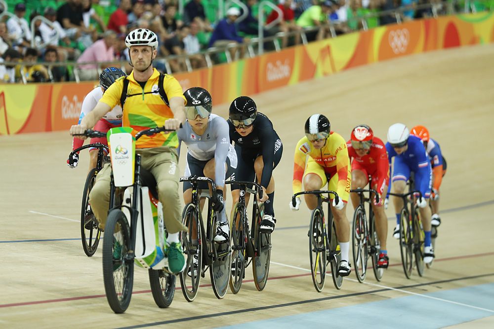 Women's keirin heats kick off morning track session Day 8