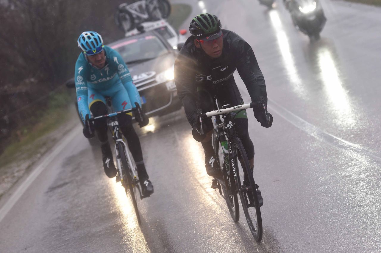 Yukiya Arashiro (Europcar) and Alessandro Vanotti (Astana)