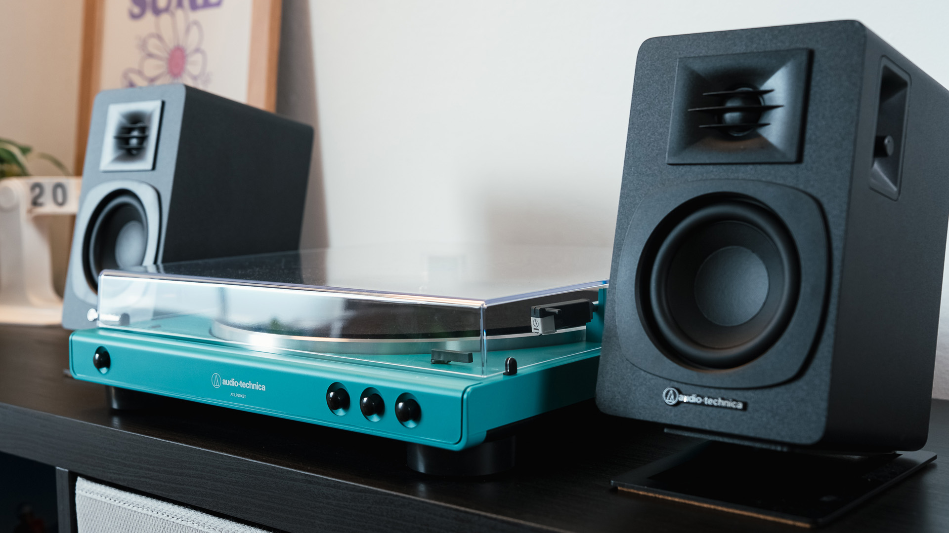 AT-LP60XBT