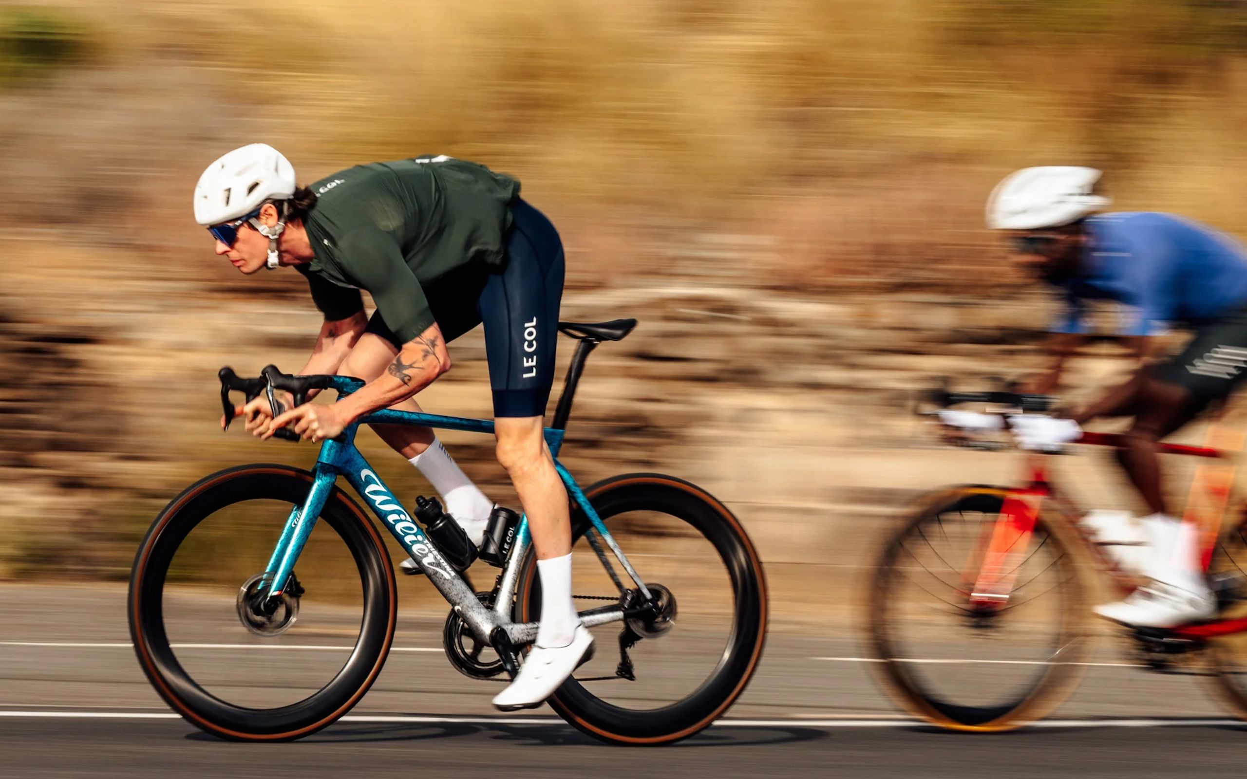 The Le Col Summer Sale has up to 60% off premium cycling apparel