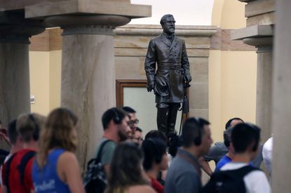 Statue of Robert E. Lee.