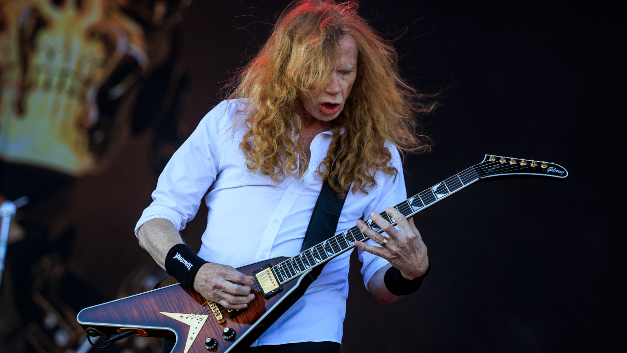 Dave Mustaine performing onstage with Megadeth in 2025