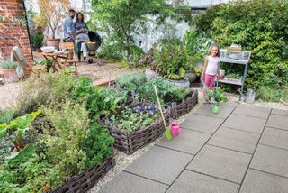 mahina concrete paving from Bradstone in kitchen garden