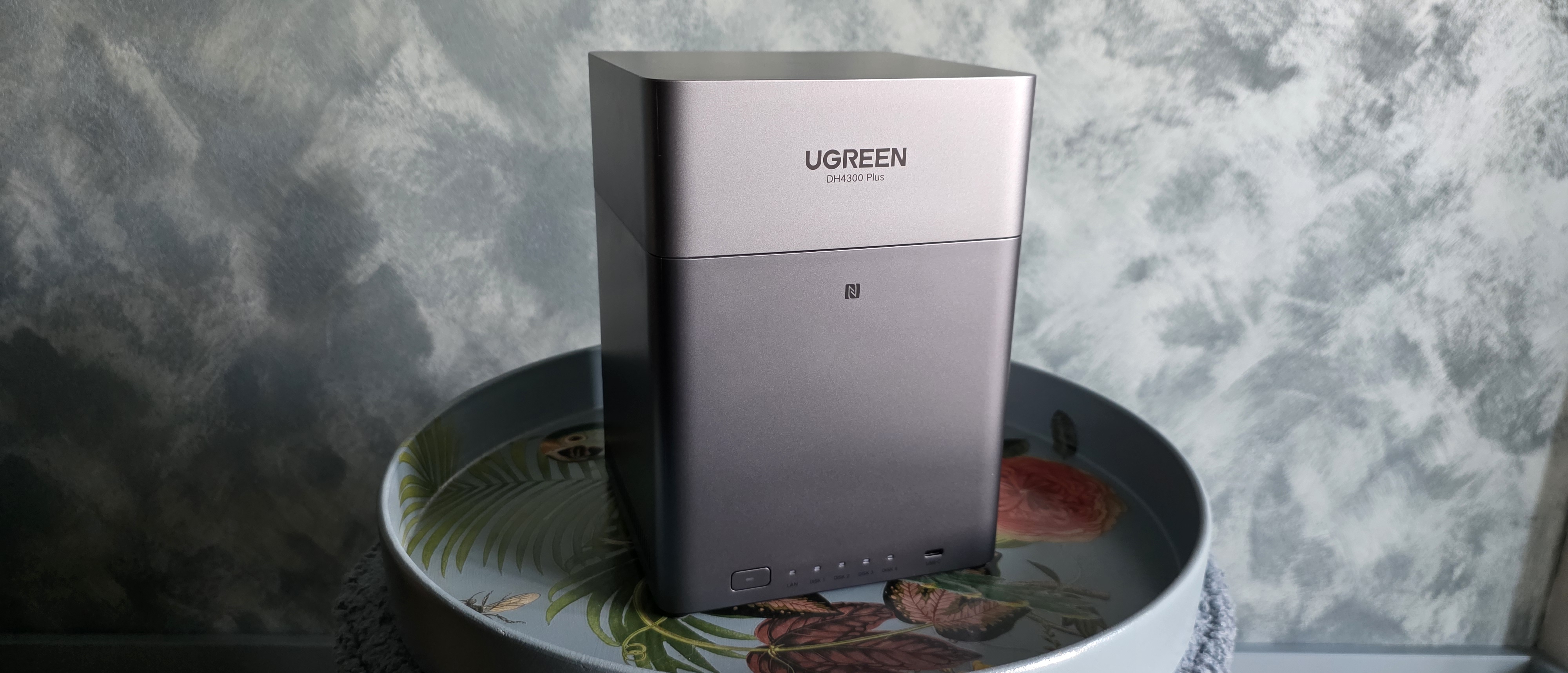 UGREEN NASync DH4300 Plus