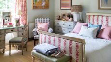 Kid's bedroom ideas with dressing area and bed