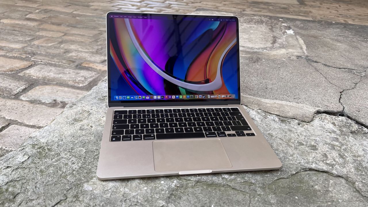 Macbook Air Review 2022