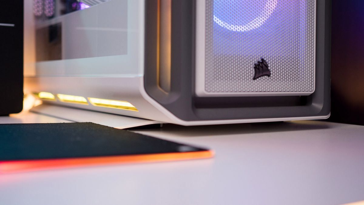 Bottom portion of the Corsair iCUE 5000T RGB with RGB lighting