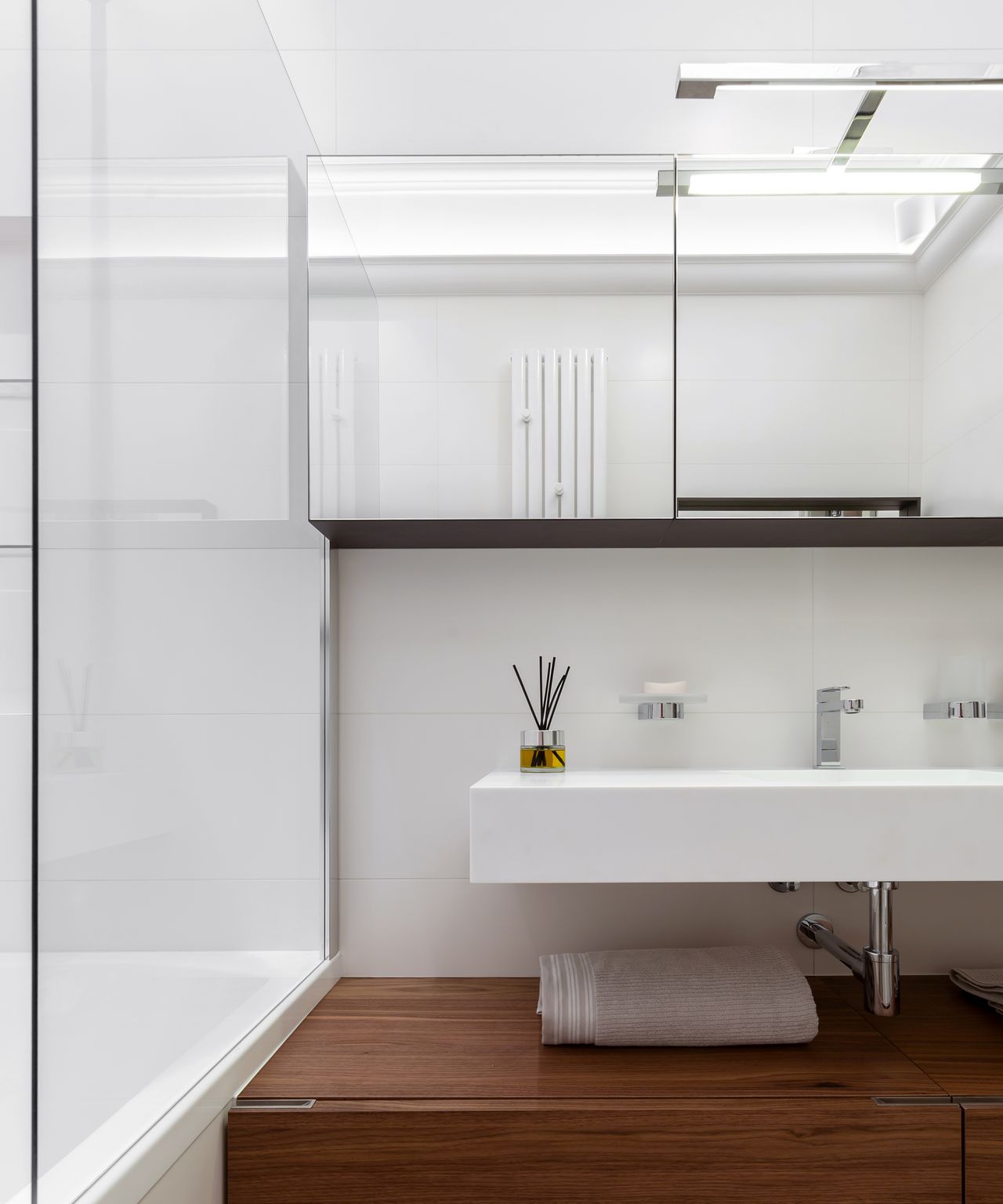 South Kensington apartment after renovation