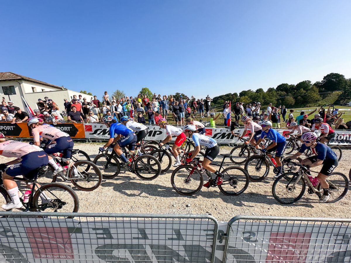 Riders start the UCI Gravel World Championships 2023