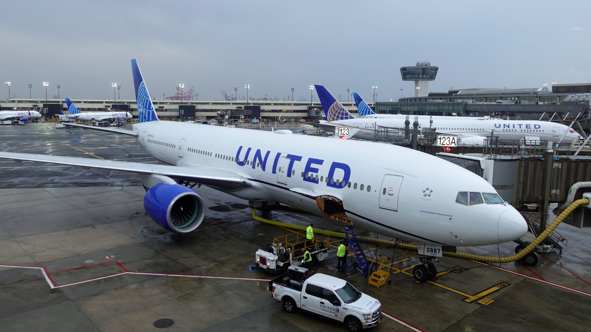 United airlines flight