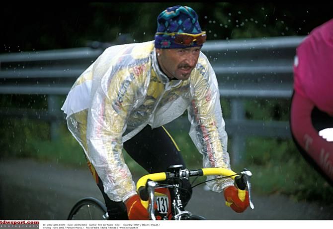 Marco Pantani bundled up against the elements during the 2002 Giro d'Italia