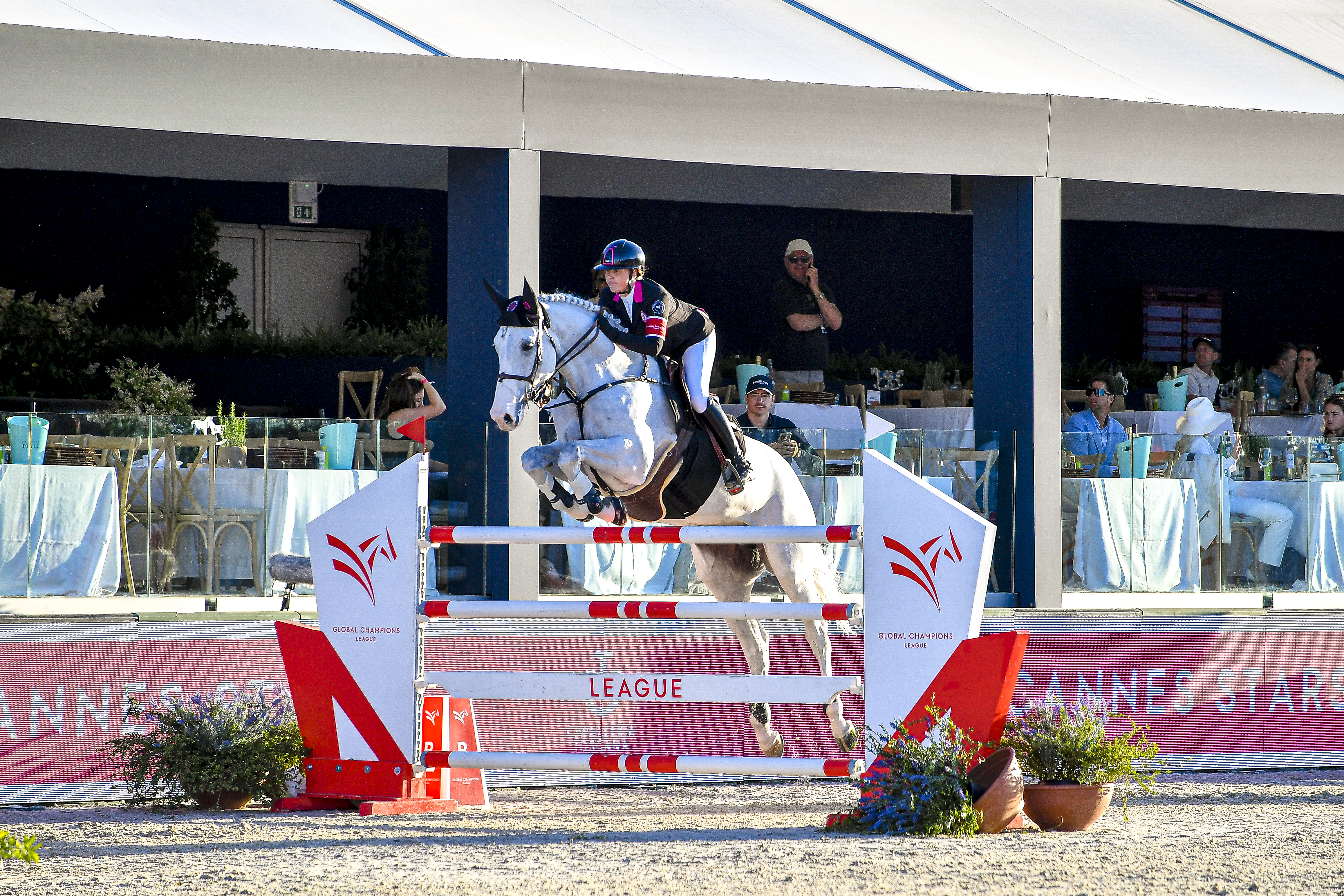 International showjumping news: Kim Emmen helps all-female squad Cannes Stars win the GCL of Ramatuelle Saint Tropez