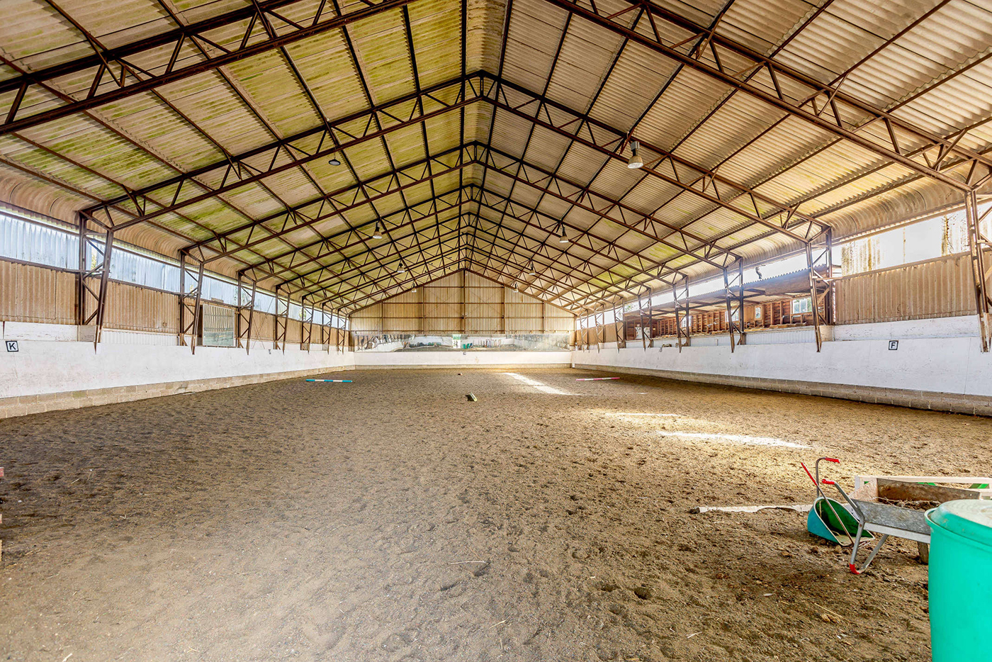 8478136-Interior24-800