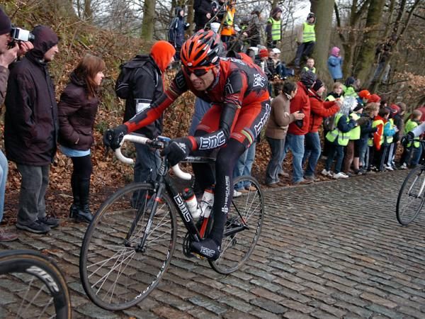 Alessandro Ballan (BMC Racing Team) climbs the Kemmelberg.