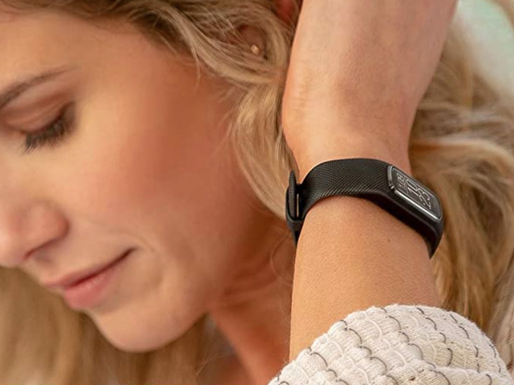 vivosmart 4 vs