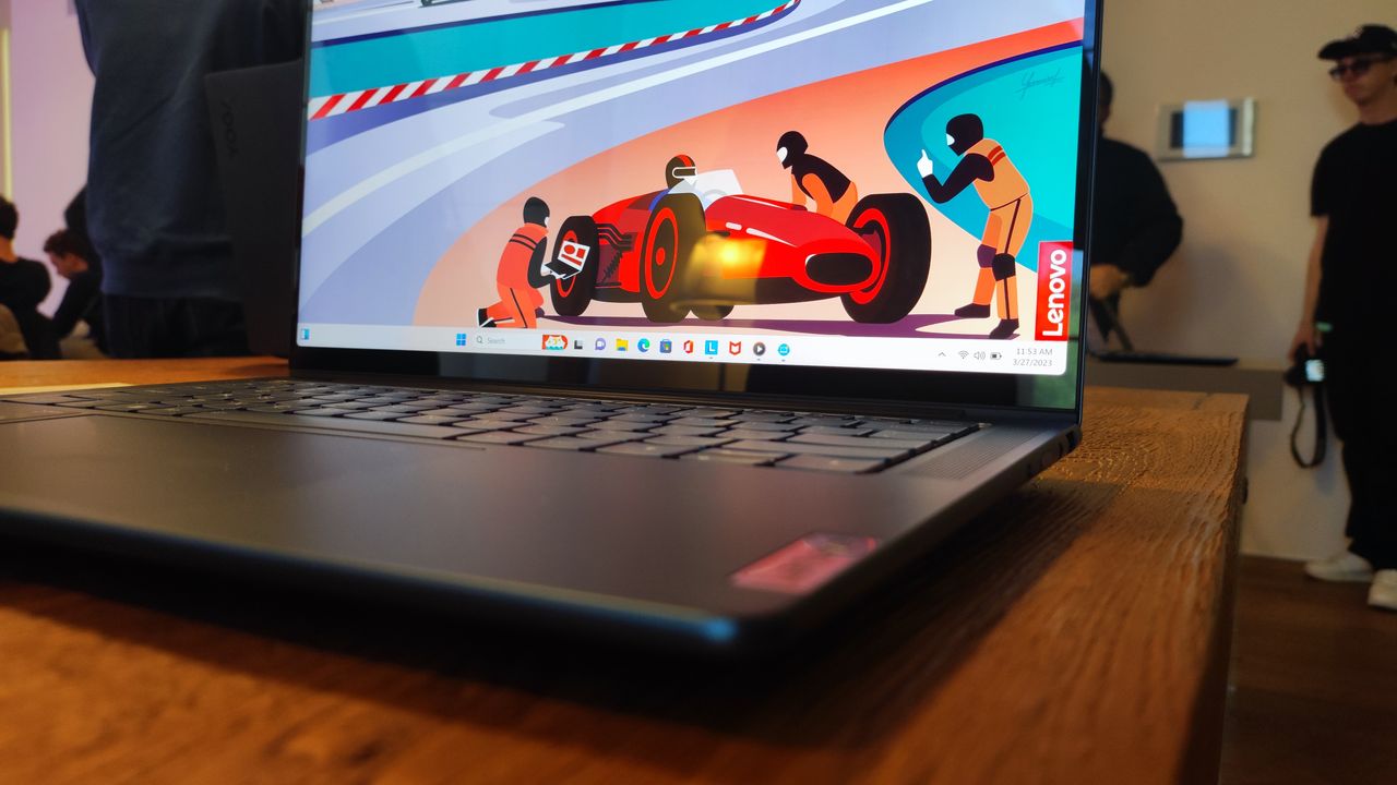 Lenovo Yoga 2023