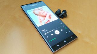LG Tone Free FP8 review