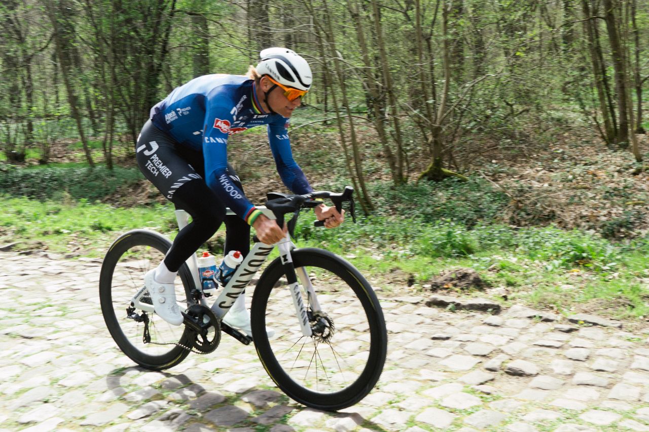Mathieu van der Poel riding over the cobblestones at Paris-Roubaix