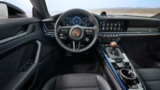 Porsche 911 Carrera T interior