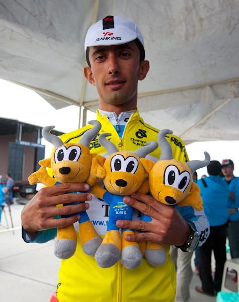 The yellow jersey with the tour mascot