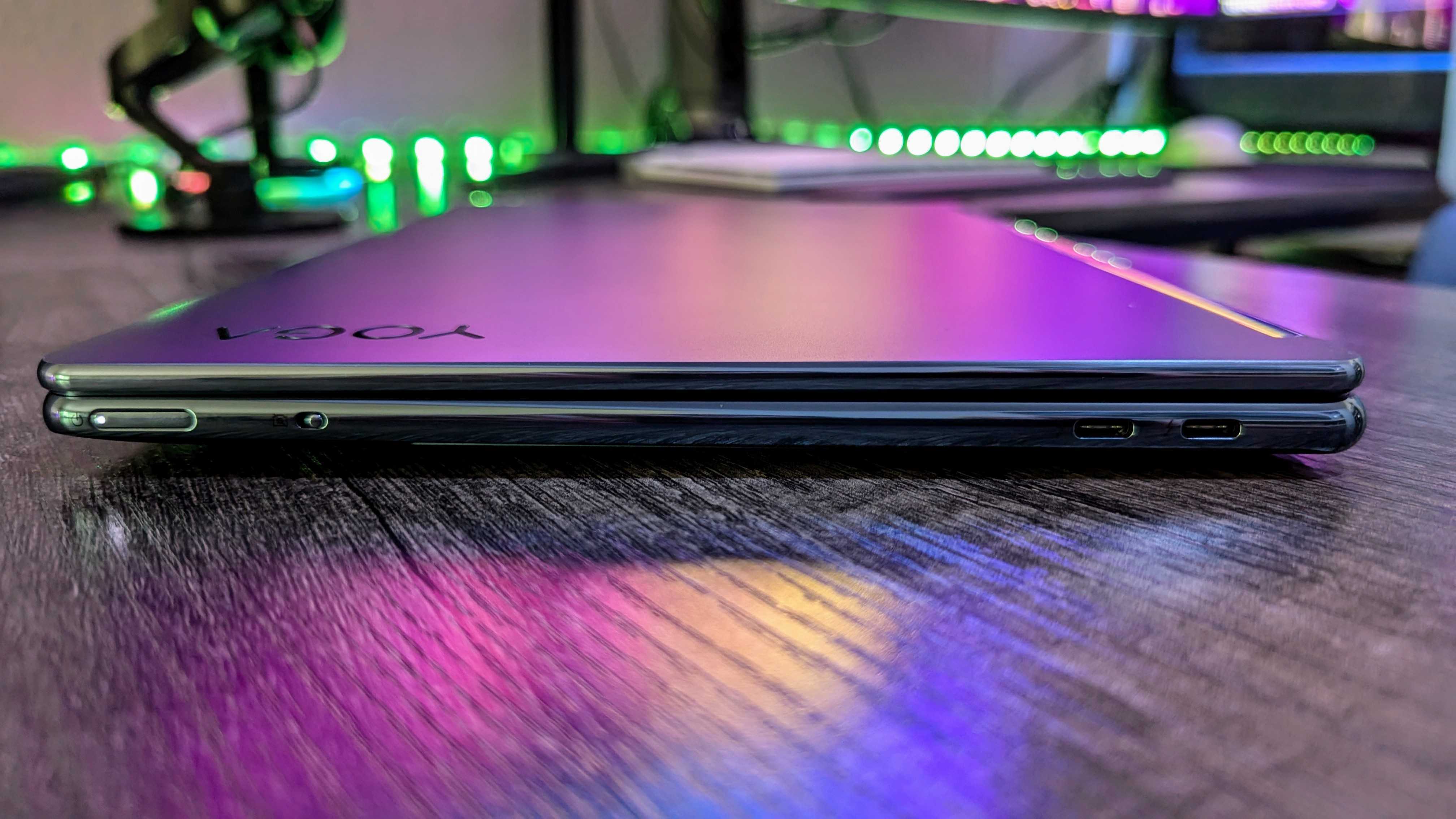 Image of the Lenovo Yoga Book 9i (Gen 9).