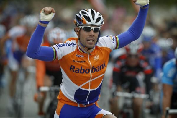 In 2010, Oscar Freire recorded the fastest ever average speed in a Classic - almost 48km/h