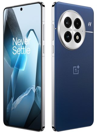 An official product render of the front and back of the OnePlus 13 in the Ocean Blue colorway