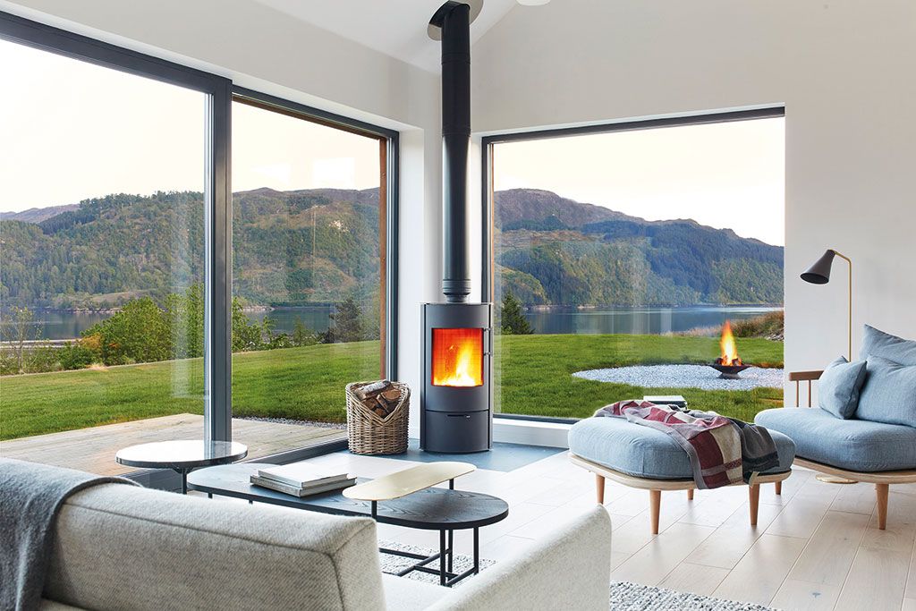 Properties for sale for around &pound;500,000: Sky House, Upper Ardelve, Kyle, Highland