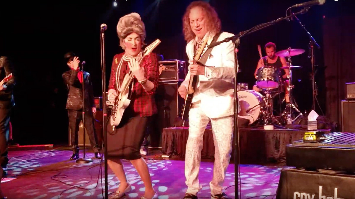 The Wedding Band - Kirk Hammett vs Mrs. Smith Wah Battle (Live) 03-08-20 Columbia, SC