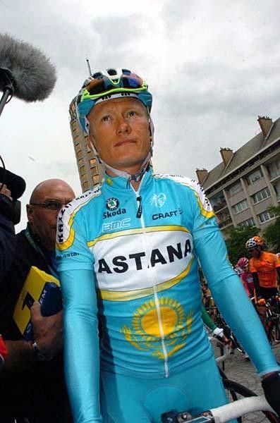 Alexander Vinokourov (Astana) before the start.